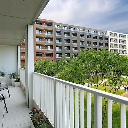 Modern Apartment Near The City Centre Urban 브라티슬라바 외부 사진