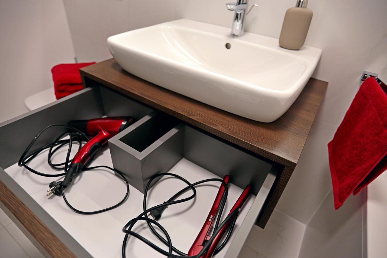 Modern Apartment Near The City Centre Urban 브라티슬라바 외부 사진