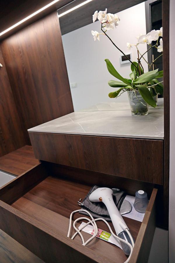 Modern Apartment Near The City Centre Urban 브라티슬라바 외부 사진