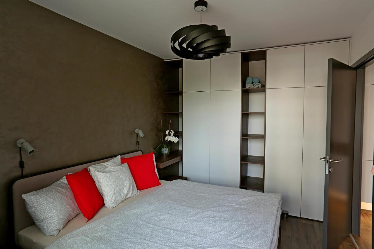 Modern Apartment Near The City Centre Urban 브라티슬라바 외부 사진